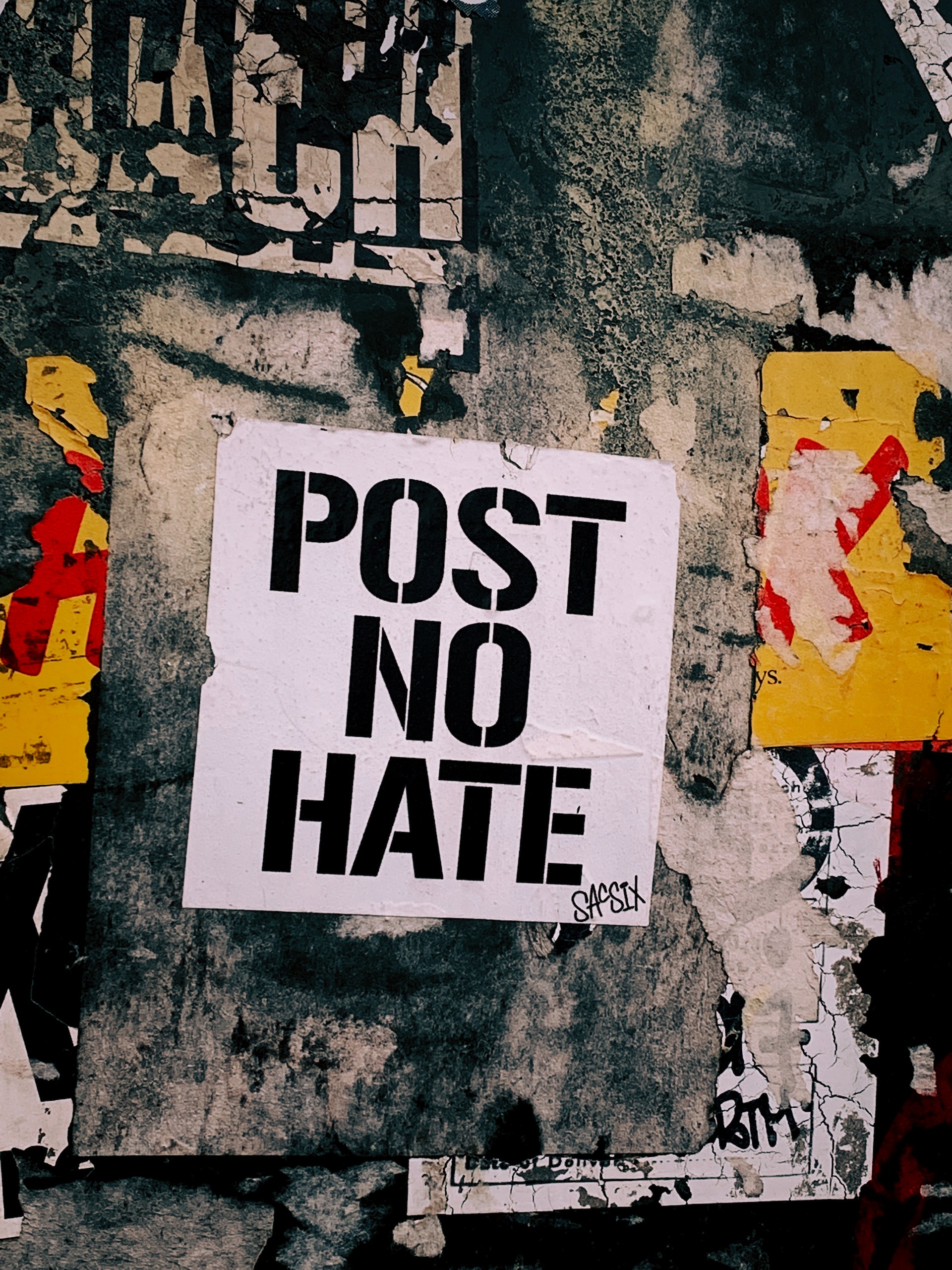 Detecting online hate speech, reducing offline impact
